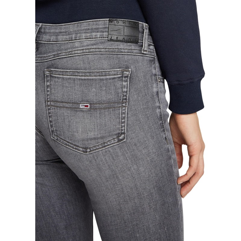 Tommy Jeans Women's Fitted, denim