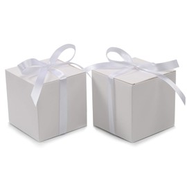 COTOPHER 60 cajas de regalo pequeñas, cajas de regalo de papel de 2 x 2 x 2 pulgadas con cintas, caja de dulces para regalos de boda, baby shower, fiesta de cumpleaños (blanco)