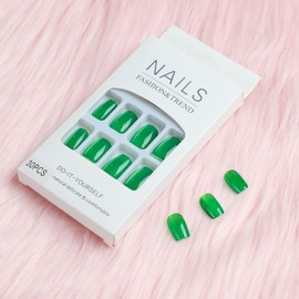 Press On Nails, Cat Eye‘s Beauty Pattern in Glue on Nails, Fake Nails, Stick On Nails, Short Almond Square Shape on 24PCS (Green)