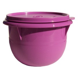 Tupperware Classic Flat Bottom 4 Cup Mixing Bowl in Mulberry Purple