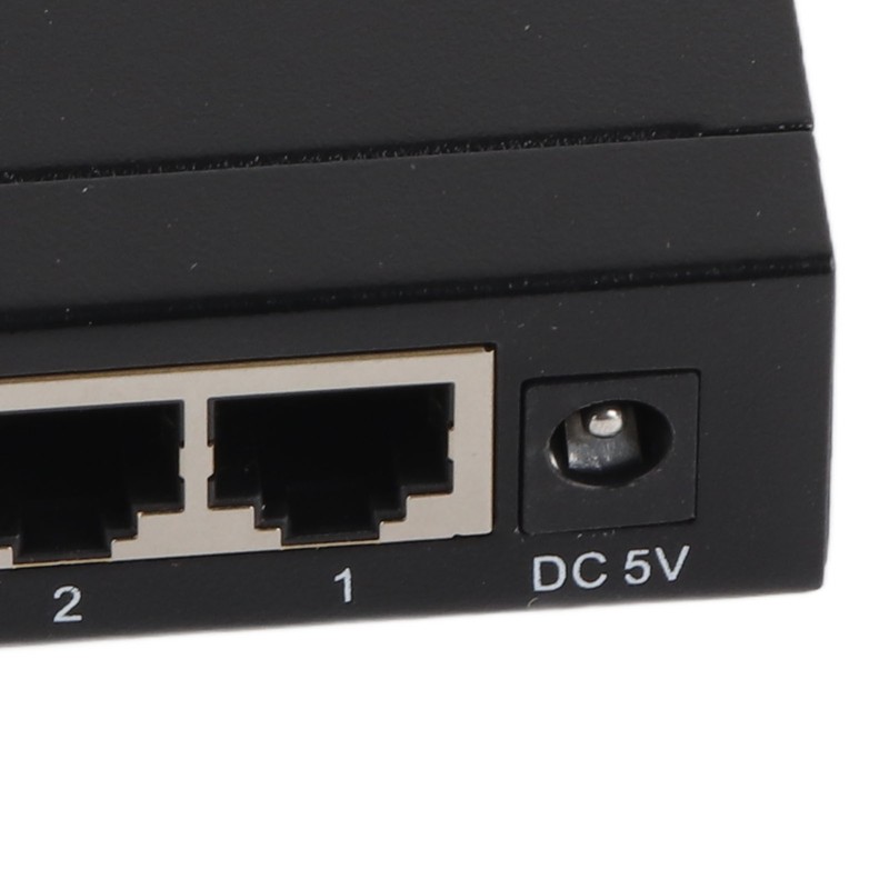 5 Port 10/100Mbps Ethernet Switch Plug and Play Unmanaged Home