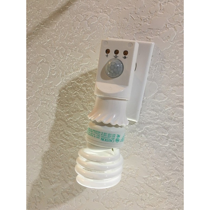 Garage Security Light Socket with Motion Detection Sensor & 110V