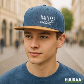 Huuraa Snapback Cap Malle verliebt Geschenk Denim Malle Präsent
