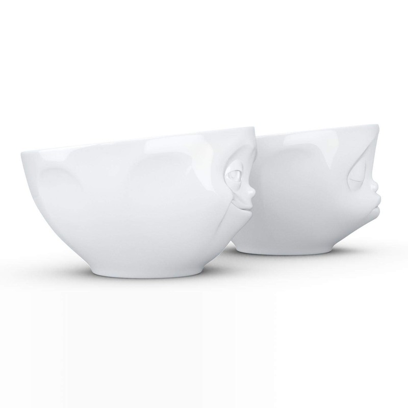 Medium bowls, dip bowls, set of 4 grinding, kissing mouth,