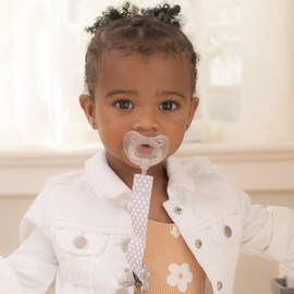 Chicco PhysioForma Luxe Orthodontic Pacifier for Babies 16-24 Months, One-Piece 100% Soft Silicone, Supports Breathing, Textured Shield & Handle, Included Sterilizing Case, BPA Free, 2-Pack, Crystal