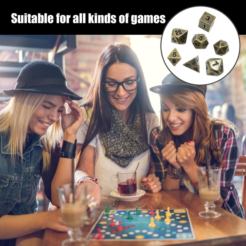 1 Mini Dice Set, 1 Piece Storage Box Keychain, Cube