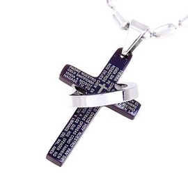 DonDon Halskette mit schwarzem Kreuz und Edelstahlring Anhänger in einem schwarzen Samtbeutel