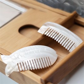Rockreyoa Shell Comb Natural Mother of Pearl Hair Comb Wide Teeth Shell Comb Hair Combs Small Antistatic Massage Comb Craft Comb Styling Comb Massage Comb for Women Girls 3#