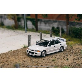 TARMACWORKS 1/64 Mitsubishi Lancer RS Evolution III White Finished Product T64G-050-RS