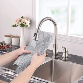 Aofmee Placemats, Placemats Set of 6, Heat Resistant Place Mats, Washable PVC Table Mats, Woven Vinyl Plastic Placemats for Dining Table, Non-Slip Stain Resistant Kitchen Table Placemats Easy to Clean