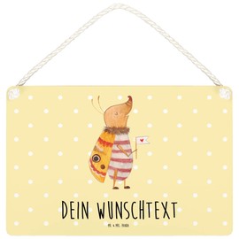 Mr. & Mrs. Panda Personalisiertes Deko Schild Nachtfalter Fähnchen DIN A6 - Personalisierte Geschenke, Dekoschild, süß, Wandschild, Wanddeko,