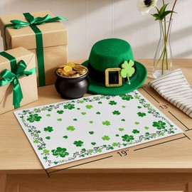St. Patrick's Day Placemats Set of 6 Green Shamrock Table Mats Lucky Shamrock Table Place Mats Spring St. Patrick's Day Table Decor for Home Party Kitchen Dining Table 13x19 Inch