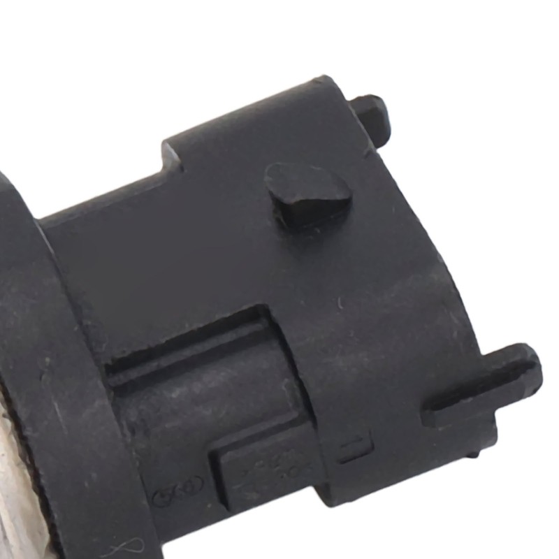 3 Pin Fuel Rail Pressure Sensor L807 18 211 High