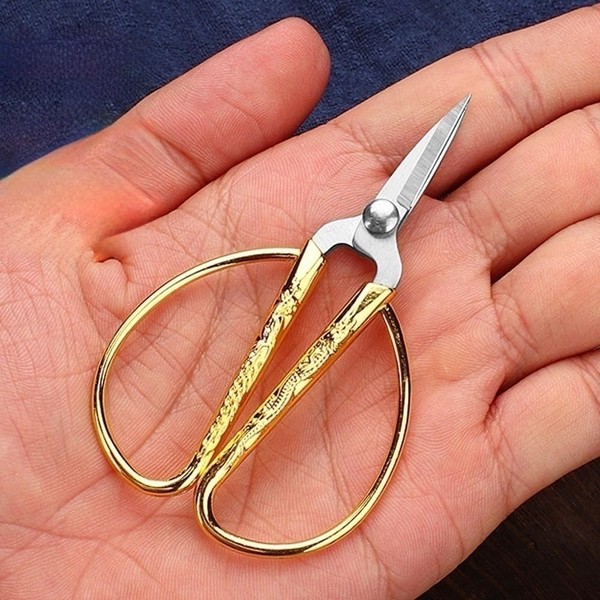 Aesosor 3.3-inch Small Sewing Embroidery Scissors, Stainless Steel Little Scissors