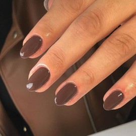 XCREANDO Marrón Presione En Las Uñas Uñas Postizas Cortas de Almendra, Pegamento Grueso de Color Sólido En Las Uñas Uñas Postizas Cortas, Uñas de Alme