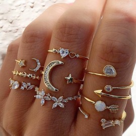 CSIYSNJRY99 Dainty Gold Rings for Women Boho Stackable Star Moon Flower Gold Rings Set for Teens Vintage Crystal Knuckle Stacking Rings