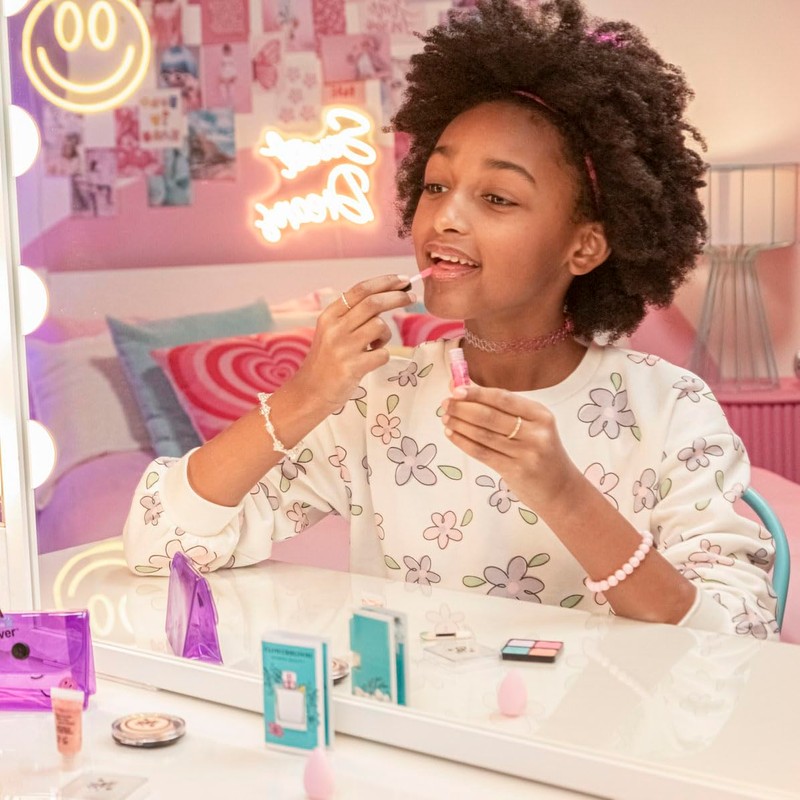 Style 4 Ever Mini Beauty Surprise Make Up Pouch, Assorted,