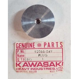 KAWASAKI NOS GENUINE KAWASAKI KZ750 CSR/LTD CRANKCASE ENGINE PLUG 92066-049 NEW OEM