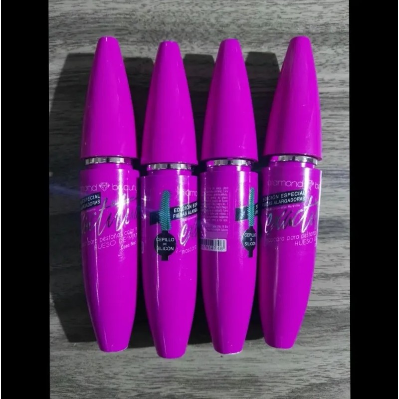 Máscara de pestañas Diamond Beauty Exactitud waterproof alarga y define
