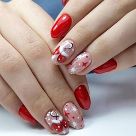 Christmas Press on Nails Medium Oval Fake Nails Red False Nails with Cute Xmas Gloves Designs Lovely Stars Glossy Full Cove Winter Glue on Nails Xmas Acrylic Nails for Women Gi﻿rls 24 Pcs