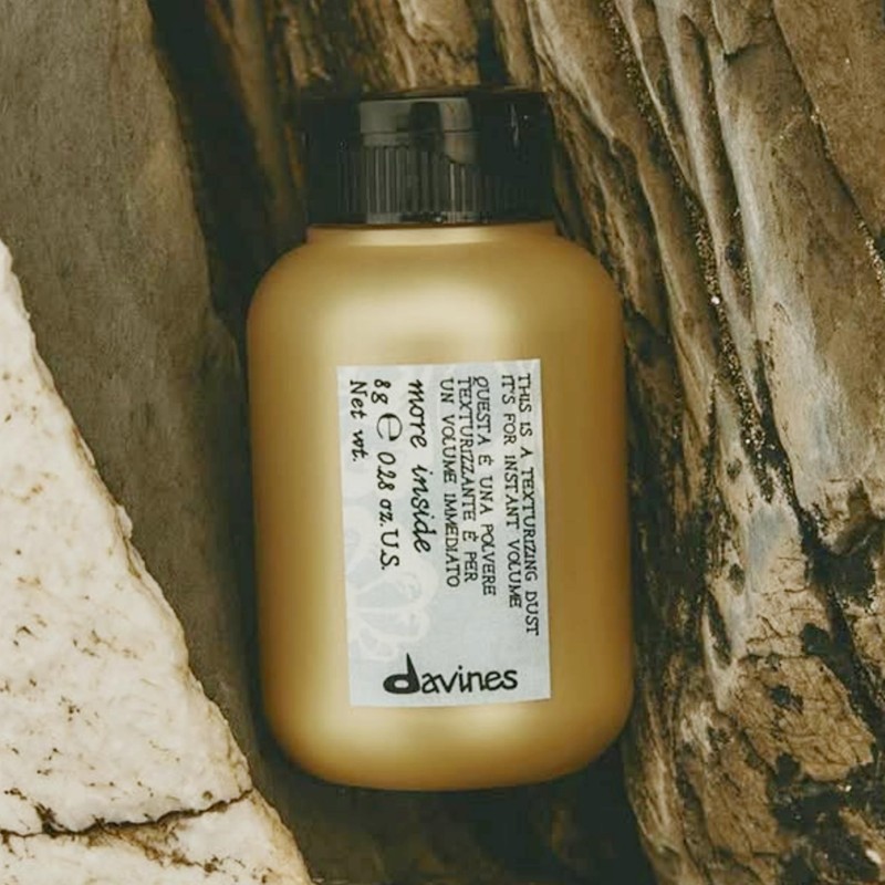 Davines This is a Texturizing Dust, Volumizing Powder Spray For