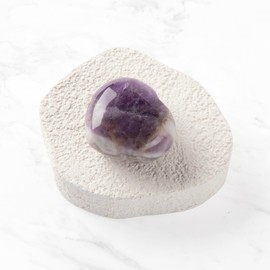 Myga Healing Crystal Heart - Natural Healing Gemstone for Yoga, Meditation & Chakra - Gift for Birthdays & Valentine’s Day - Amethyst, Rose Quartz, Mountain Quartz or Fluorite (Amethyst)