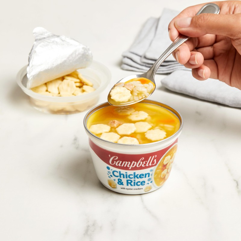 Campbell's Chicken and Rice Soup with Oyster Crackers, 7.35 Ounce