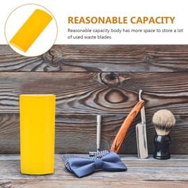 Beaupretty Razor Blade Disposal Container with Detachable Waste Blades Storage Box and Safe Blade Breaking Tool Compact for Home Dormitory and Store Use