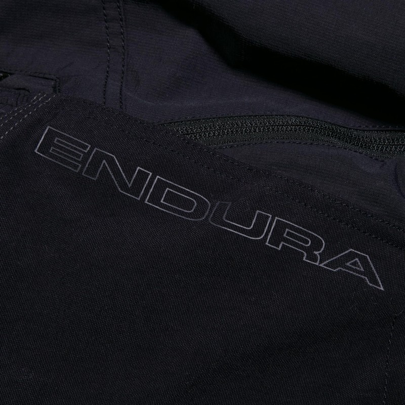 Endura Hummvee Baggy Shorts für Herren, Schwarz, S