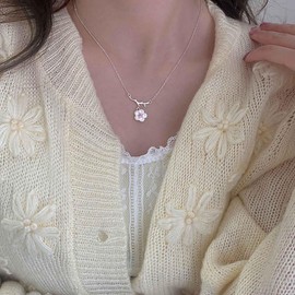 Cimenexe Bohemian CZ Flower Choker Necklace Silver Leaf Flower Pendant Necklace Small Rhinestone Flower Collar Necklace Pink Crystal Flower Necklace Jewellery for Women and Girls Gifts, Zinc, No