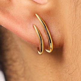 MUMREUES Gold Earrings for Women Trendy 14K Gold Plated Stud Earrings Dainty Minimalist Simple Hypoallergenic Earrings Jewelry Gift for Her Springtok - Color: Silver