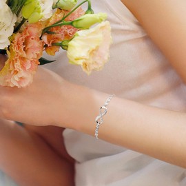 Infinity Endless Love Link Bracelets for Women Girls, 925 Sterling Silver Adjustable Bracelet with 5A CZ, Infinity Jewelry for Women Mothers Day Jewellery Gifts (Grandma)