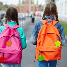 aghoer Pack of 32 Reflective Pendants, Safety Reflector Pendants, Children's Reflector Pendants, for School Bag, Clothing, Backpack, Cycling, Walking, Running