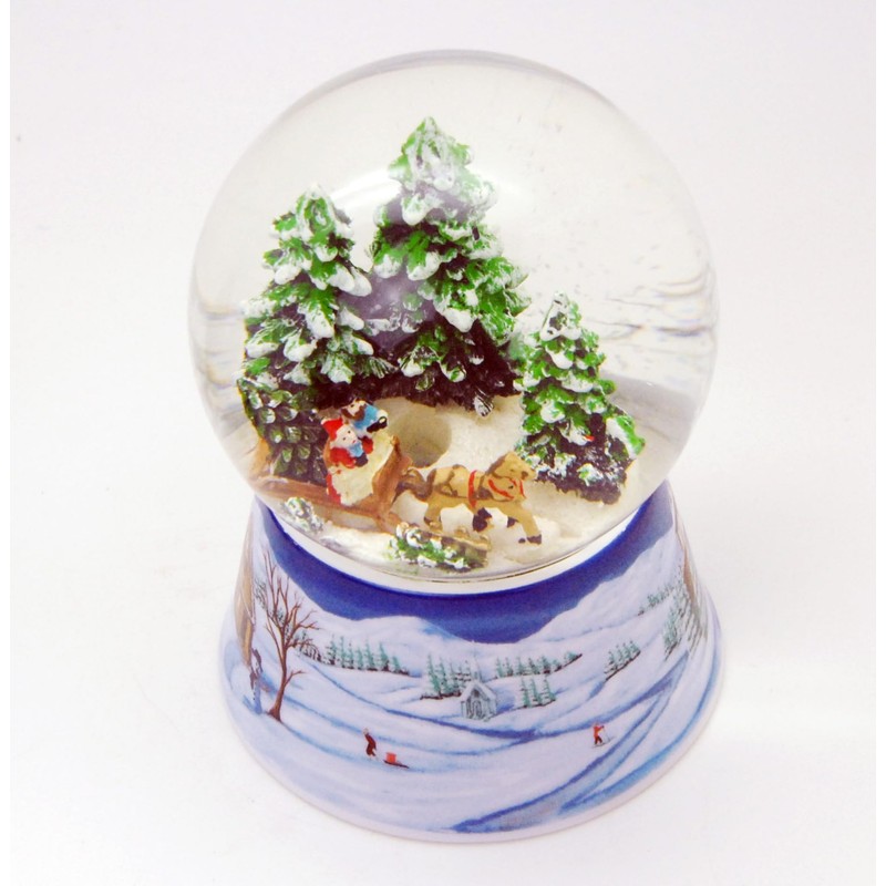 Nostalgia Snow Globe Romantic Carriage Ride Sleigh Ride with Christmas