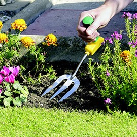 NRS Healthcare Easi-Grip Garden Fork without Arm Support Cuff