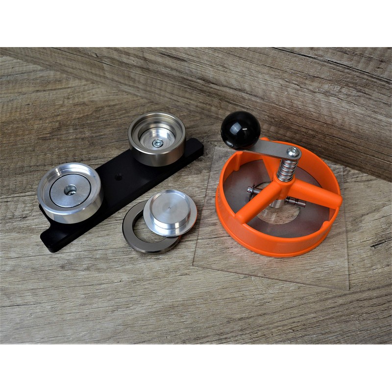 Additional 38mm Die and Cutter Combo for ebadges ‘Micro’ Badge