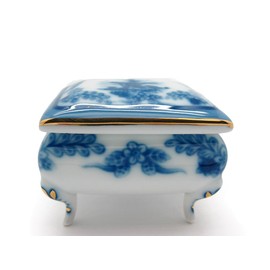 Essence of Europe Gifts Classic Victorian Themed Delft Blue Ceramic Vintage 2" Square Jewelry Box | GermanGiftOutlet