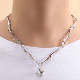 Xduargs Punk Spiked Ball Necklace Silver Thorn Star Choker Necklace Vintage Starburst Pendant Necklace Adjustable Meteor Star Chain Necklace Jewellery for Women, Zinc