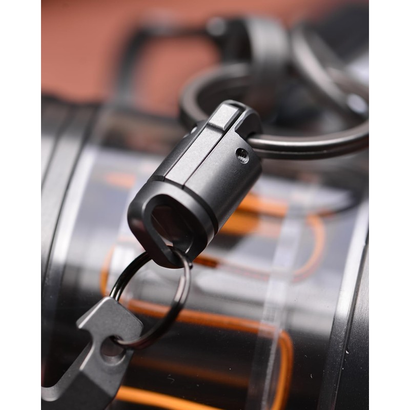 tikey Titanium Magnetic Key Holder, Quick Release Keychain, Detachable Magnetic