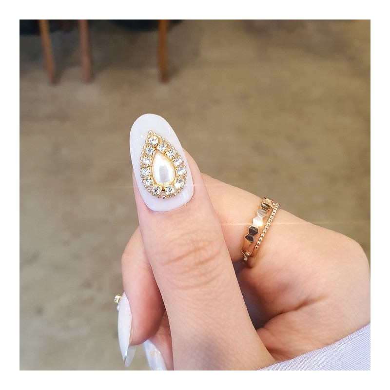 Pearl brooch handmade nail tip - natural / 진주 브로치