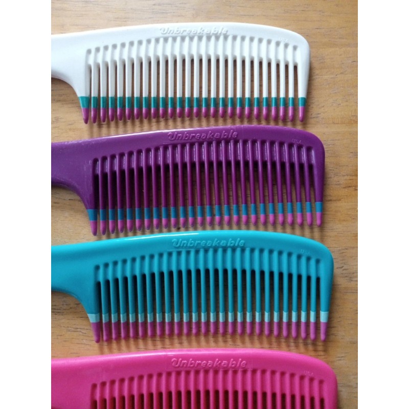 Mebco Original USA 90's Unbreakable Wet Comb Double Dipped 8"