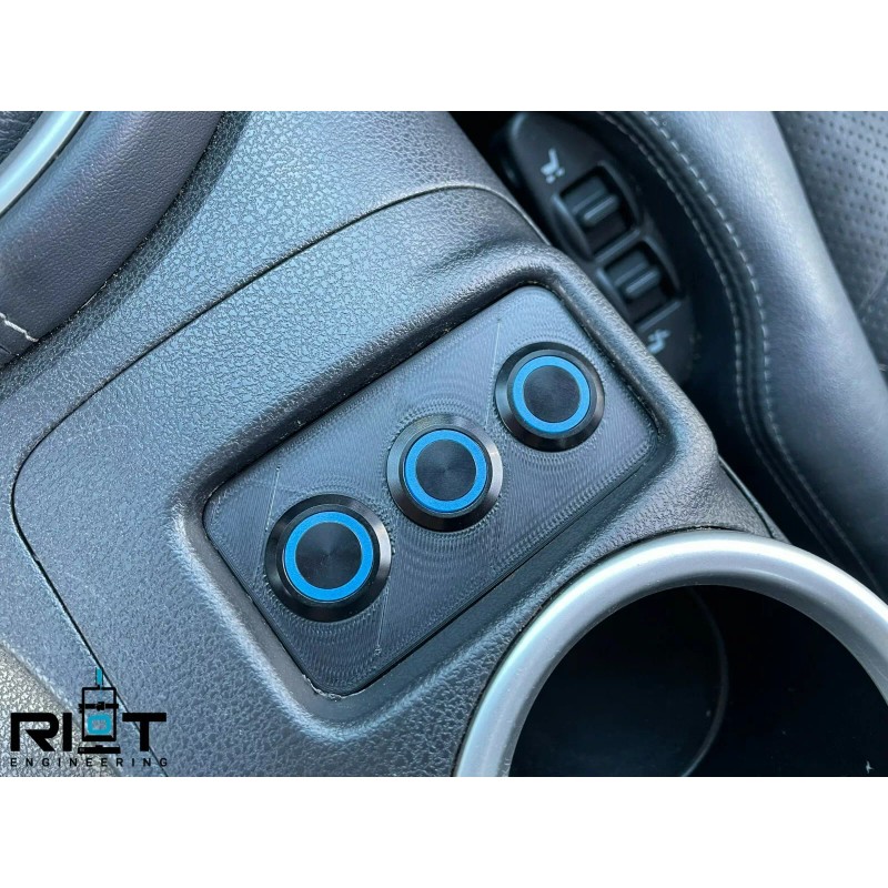 Riot Engineering 370Z Button Panel - 19mm 3 Buttons -