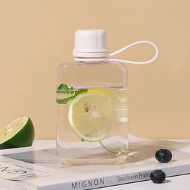 IDIDG - Botella de agua plana para viaje, portátil, de 8.1 onzas, sin BPA, cuadradas, a prueba de fugas, delgada, para bolso, bolsillo, deportes, fitness, color blanco, 8.1 onzas