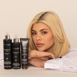 abril et nature - Professional Shampoo Molecular Therapy - For Extremely Damaged, Overprocessed, or Aging Hair - Restructures, Repairs, and Fills the Hair Fiber - Healthy and Strong Hair - 1000 ml