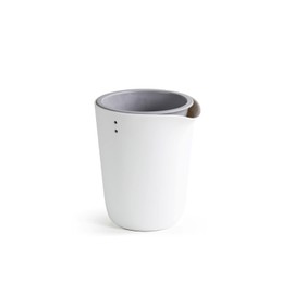 Qualy Oasis QL10307-WH-GY Round Flower Pot with Self-Watering System in White Size S
