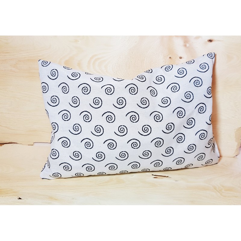 Natural pine cushion filled with pine shavings made from 100%