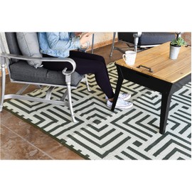 Stylish Camping 275084 5-feet by 8-feet Reversible Mat, Plastic Straw Rug, Large Floor Mat for Outdoors, RV, Patio, Backyard, Picnic, Beach, Camping - Geometric Mat (Olive Green/Beige)