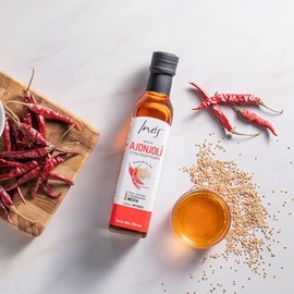 Aceite de ajonjolí picante Inés. Con chile de arbol y ajo. 250 ml
