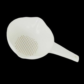 Tupperware Strainer 1 Qt Colander in Bright White