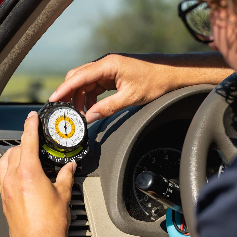 Sun Company AltiTilt - Dashboard Altimeter Inclinometer for Off-Road Vehicles